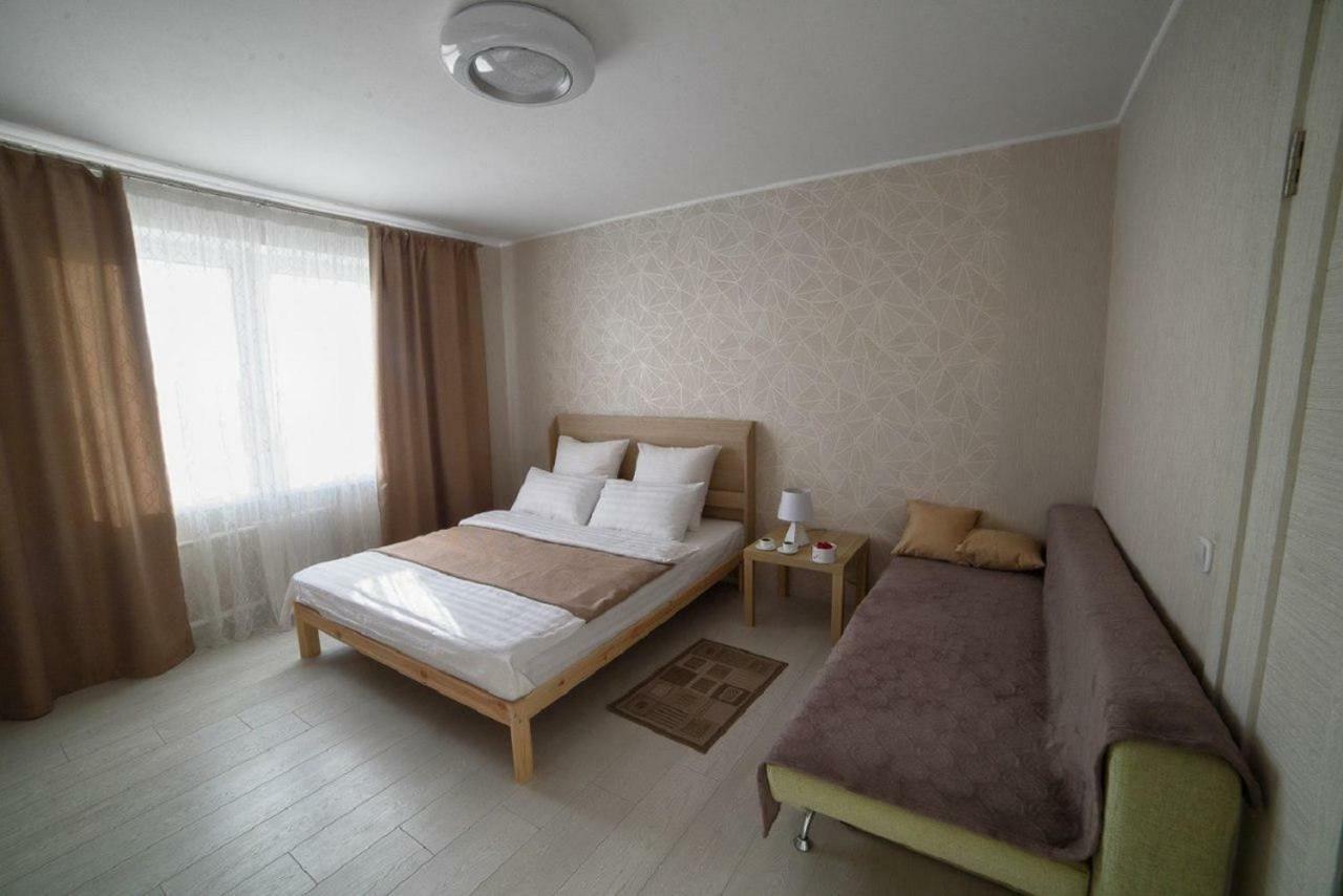 Paulmarie Apartments On Kozlova Salihorsk Exterior photo